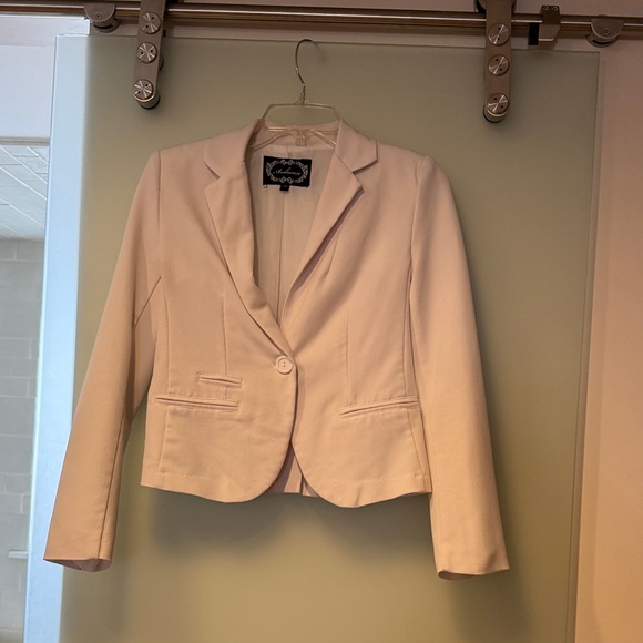 2 Elegant Blazers- Express Navy Blue Blazer  & White Cream Blazer - Picture 2 of 8